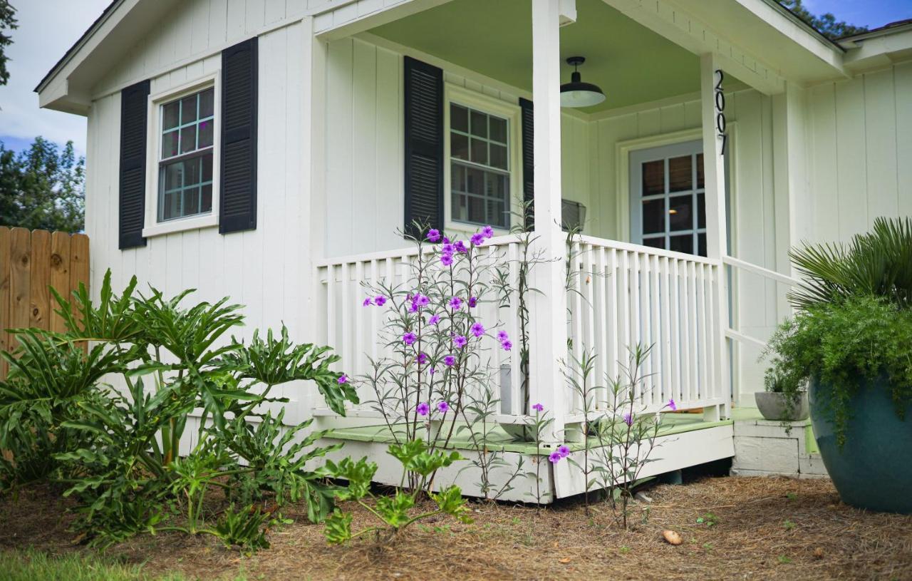Sleeps 10! Minutes To Parris Island & Downtown Villa Beaufort Exteriör bild
