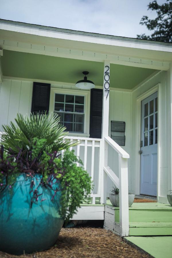 Sleeps 10! Minutes To Parris Island & Downtown Villa Beaufort Exteriör bild